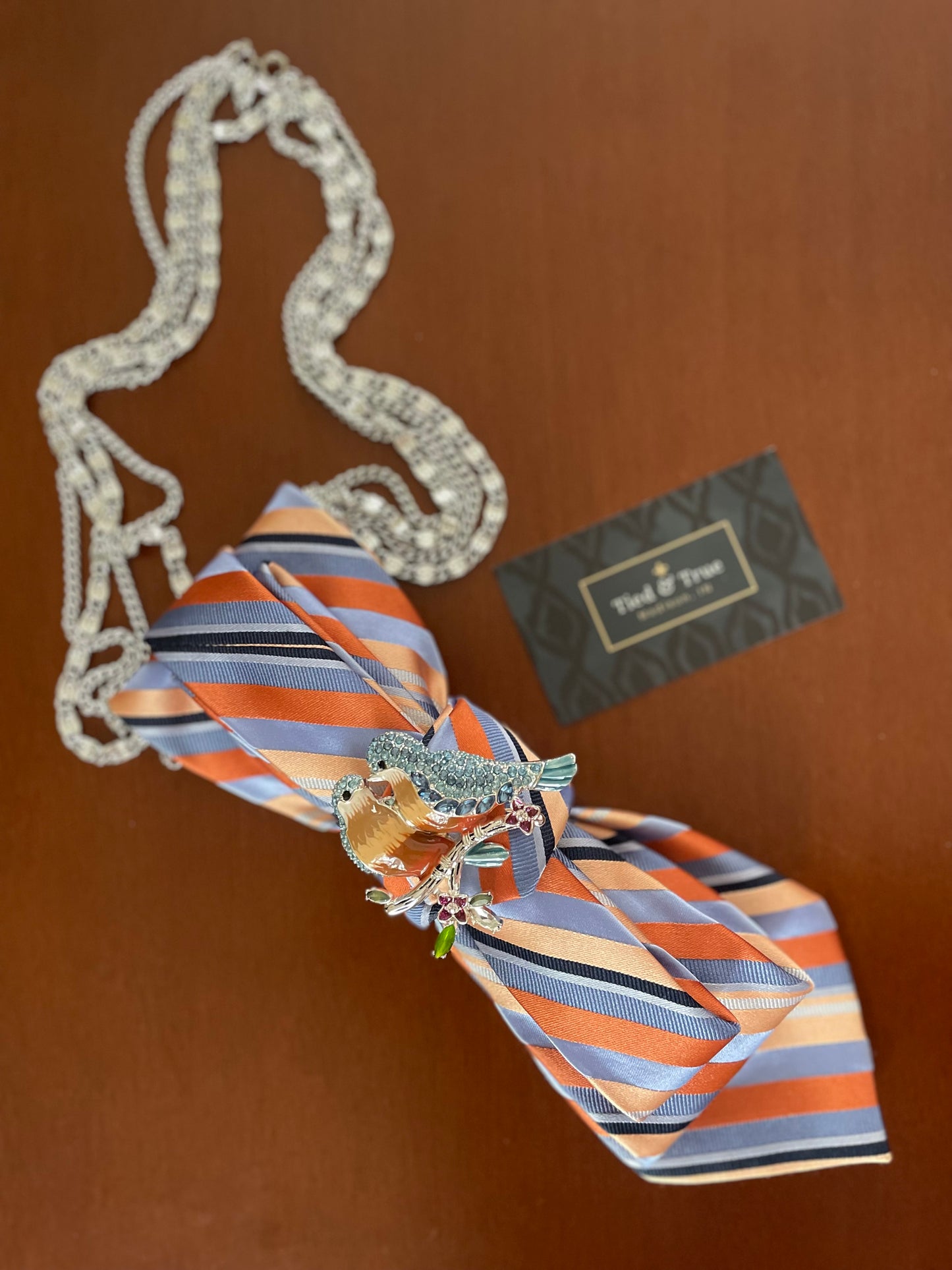 Pretty Lovebirds Necktie Necklace