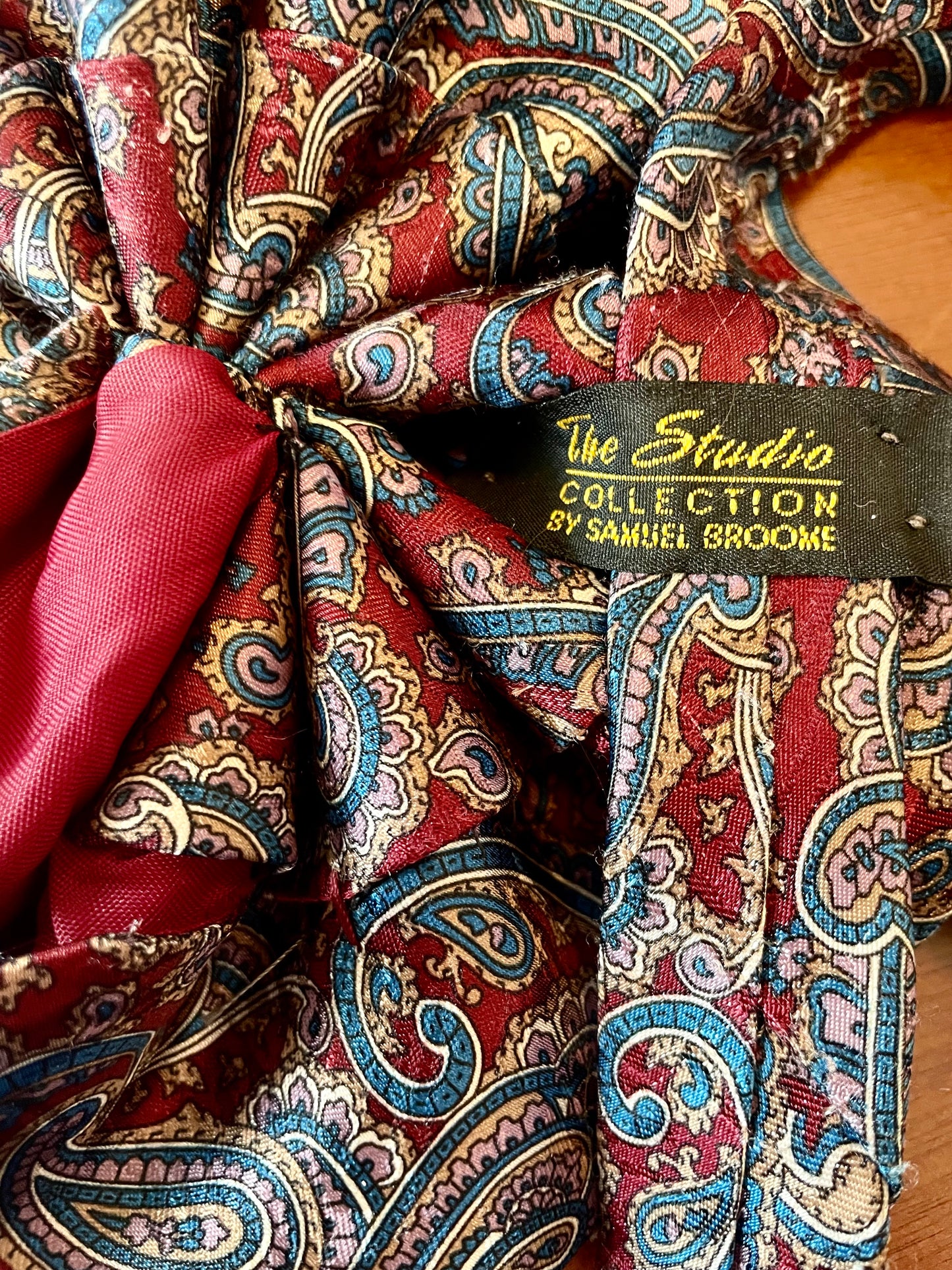 Pretty Paisley Ruffle