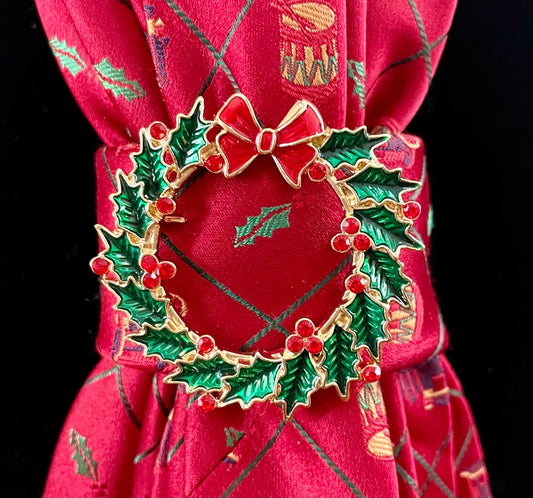 A Classic Hallmark Christmas Necktie Necklace