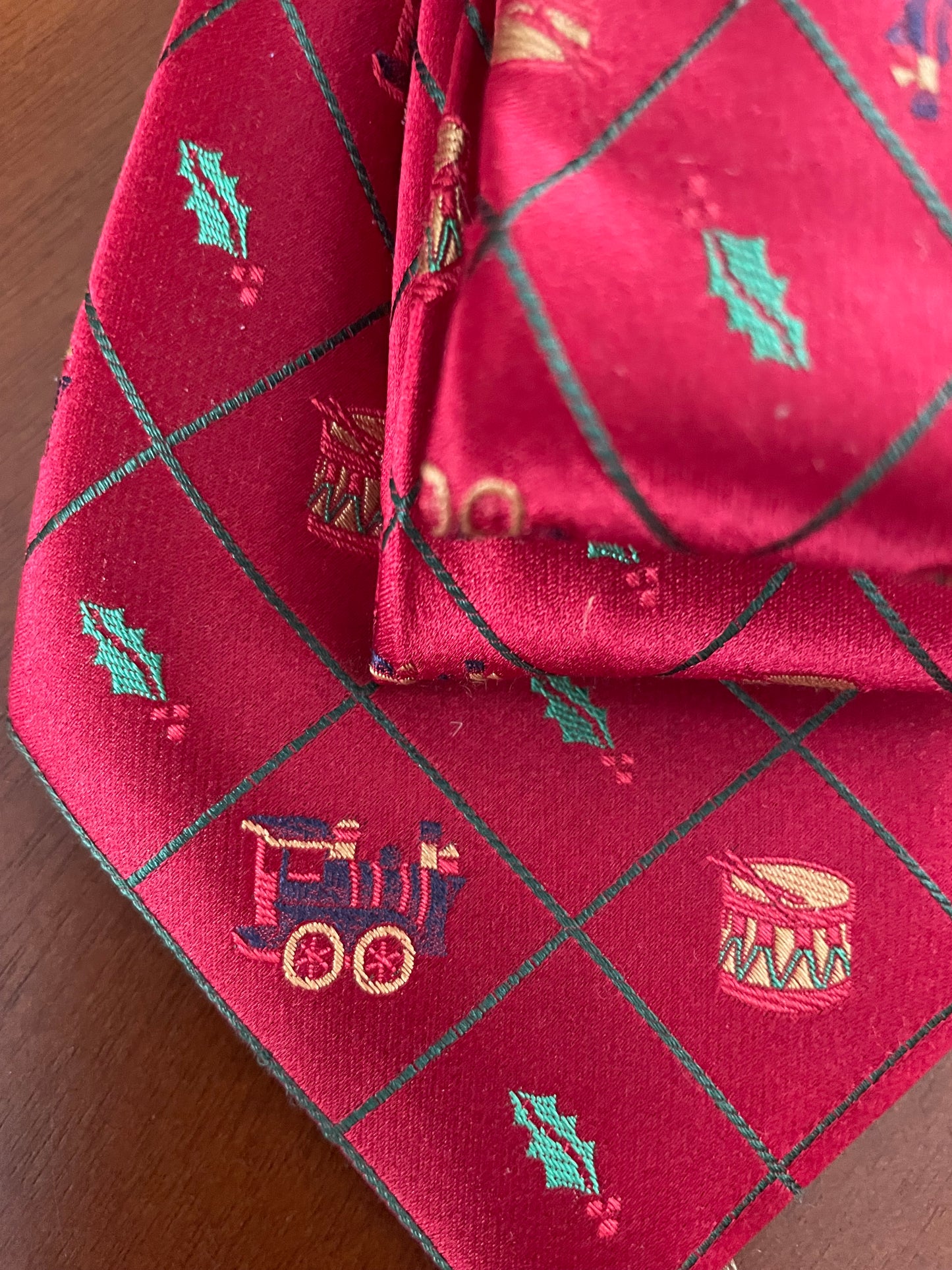 A Classic Hallmark Christmas Necktie Necklace