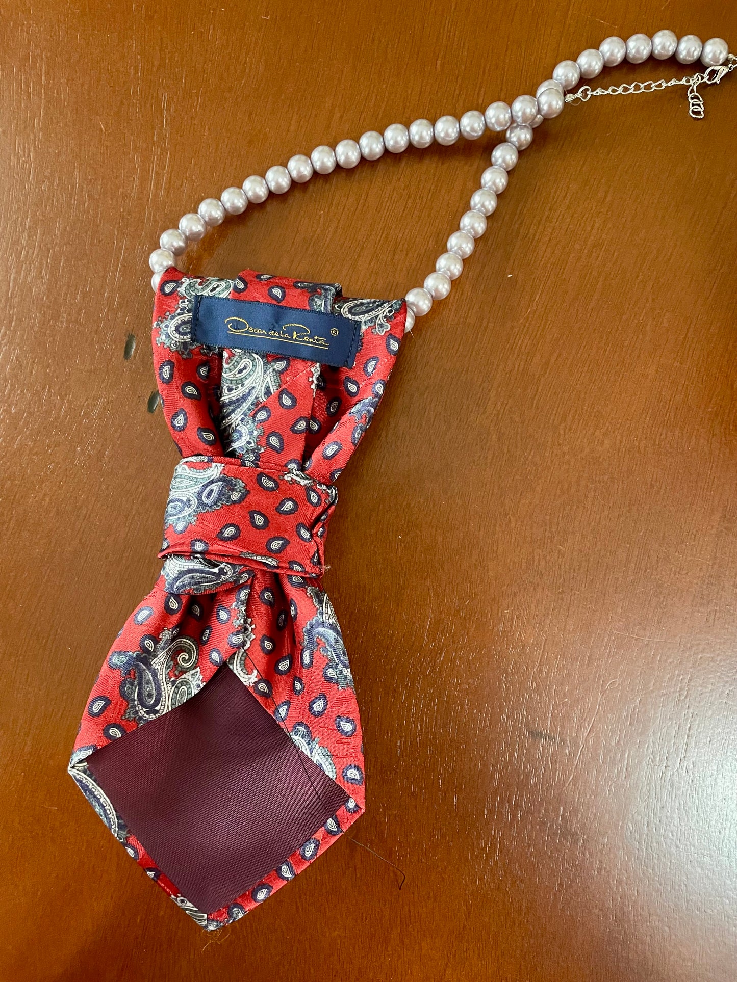 Hairstylist Stylin’ Necktie Necklace