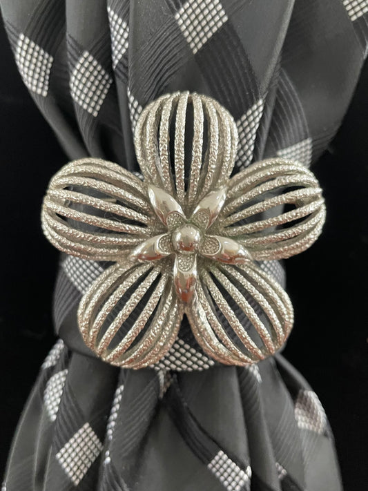 Black & Silver Versatile Vintage necktie necklace