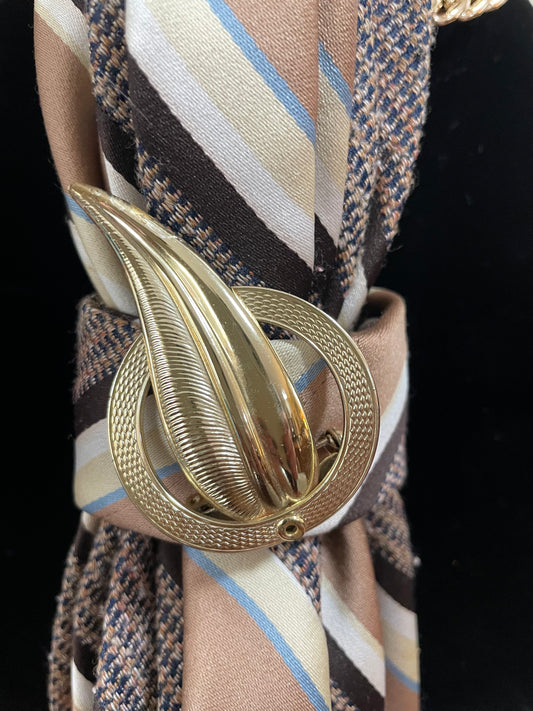 Hello 70’s! Johnny Carson Necktie Necklace