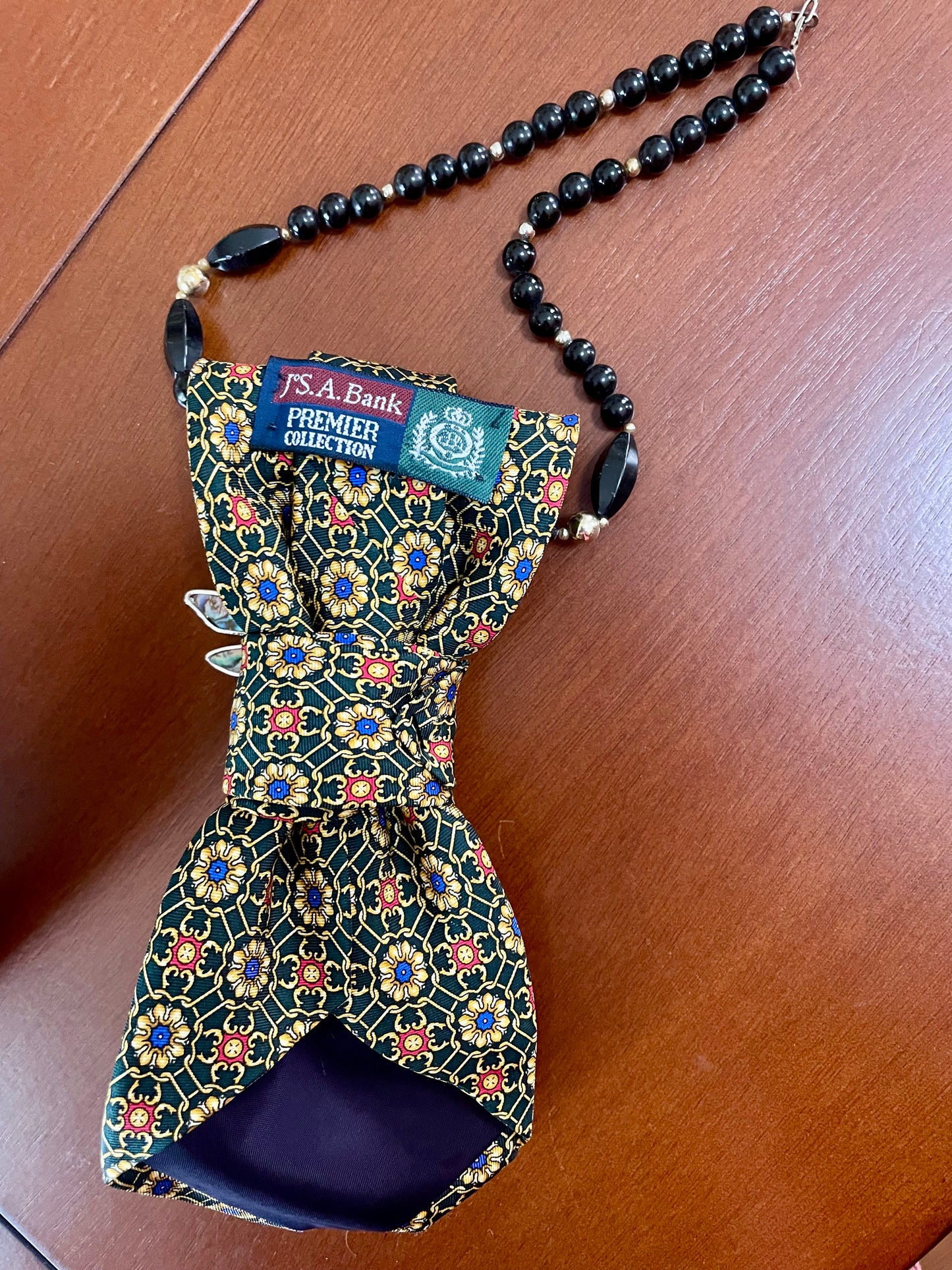 Dizzy Dragonfly Necktie Necklace