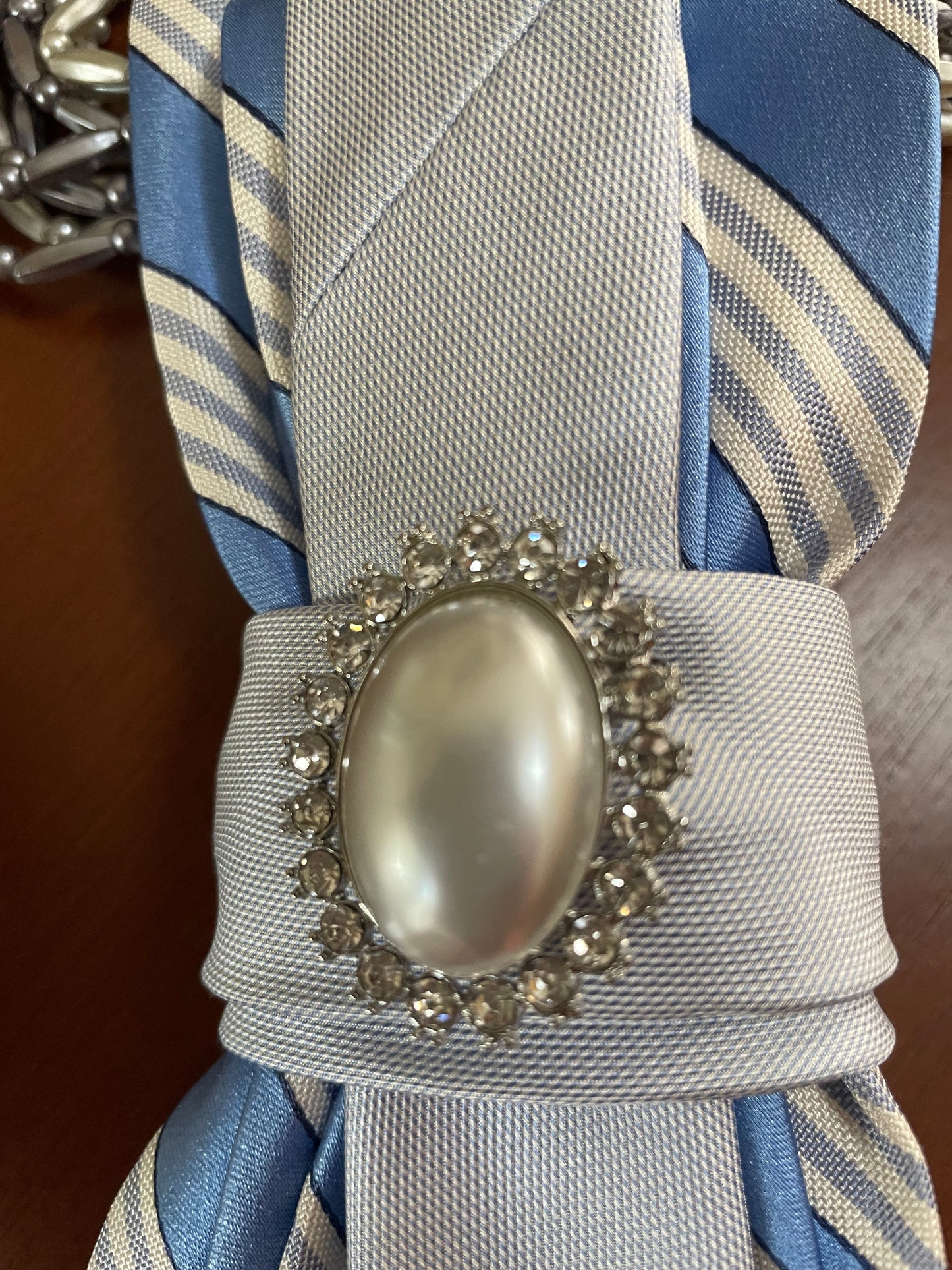 Pearl on Point Necktie Necklace