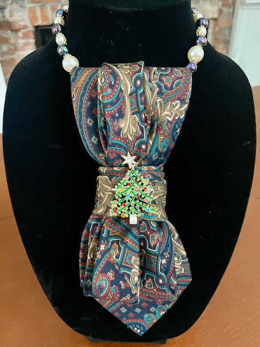Tinsel Tree Necktie Necklace