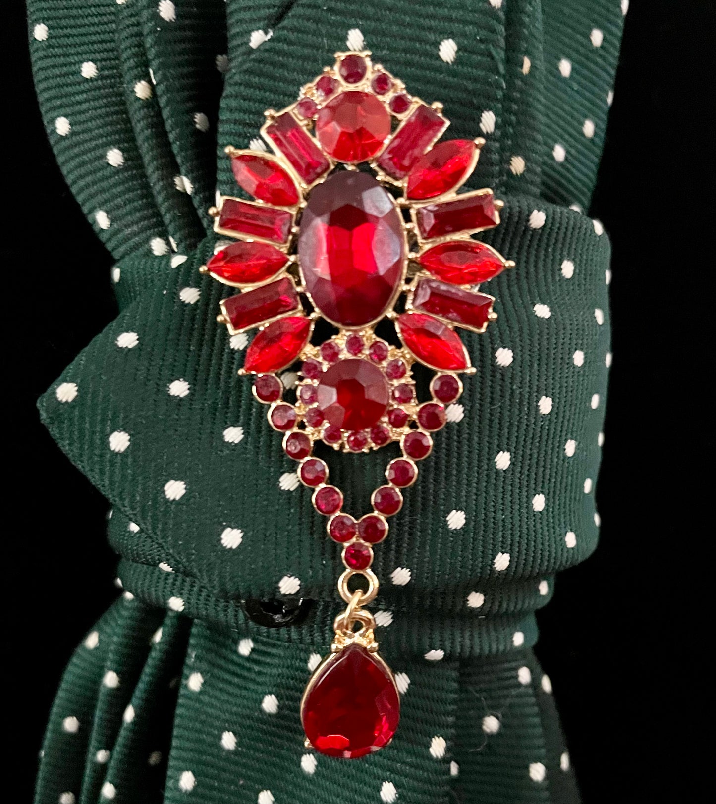 Traditional Glitzy Christmas Necktie Necklace