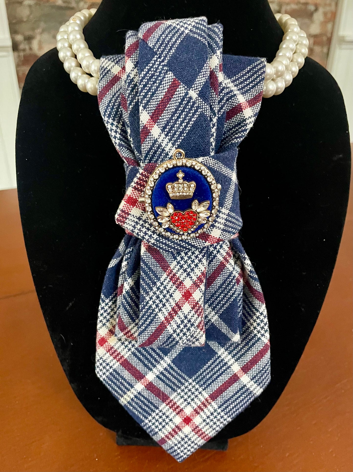 Great Britain Vibe Necktie Necklace