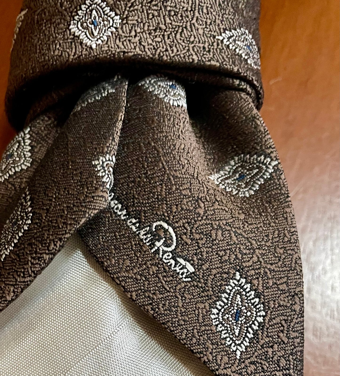 Oscar de la Renta Bow and Chain necktie necklace