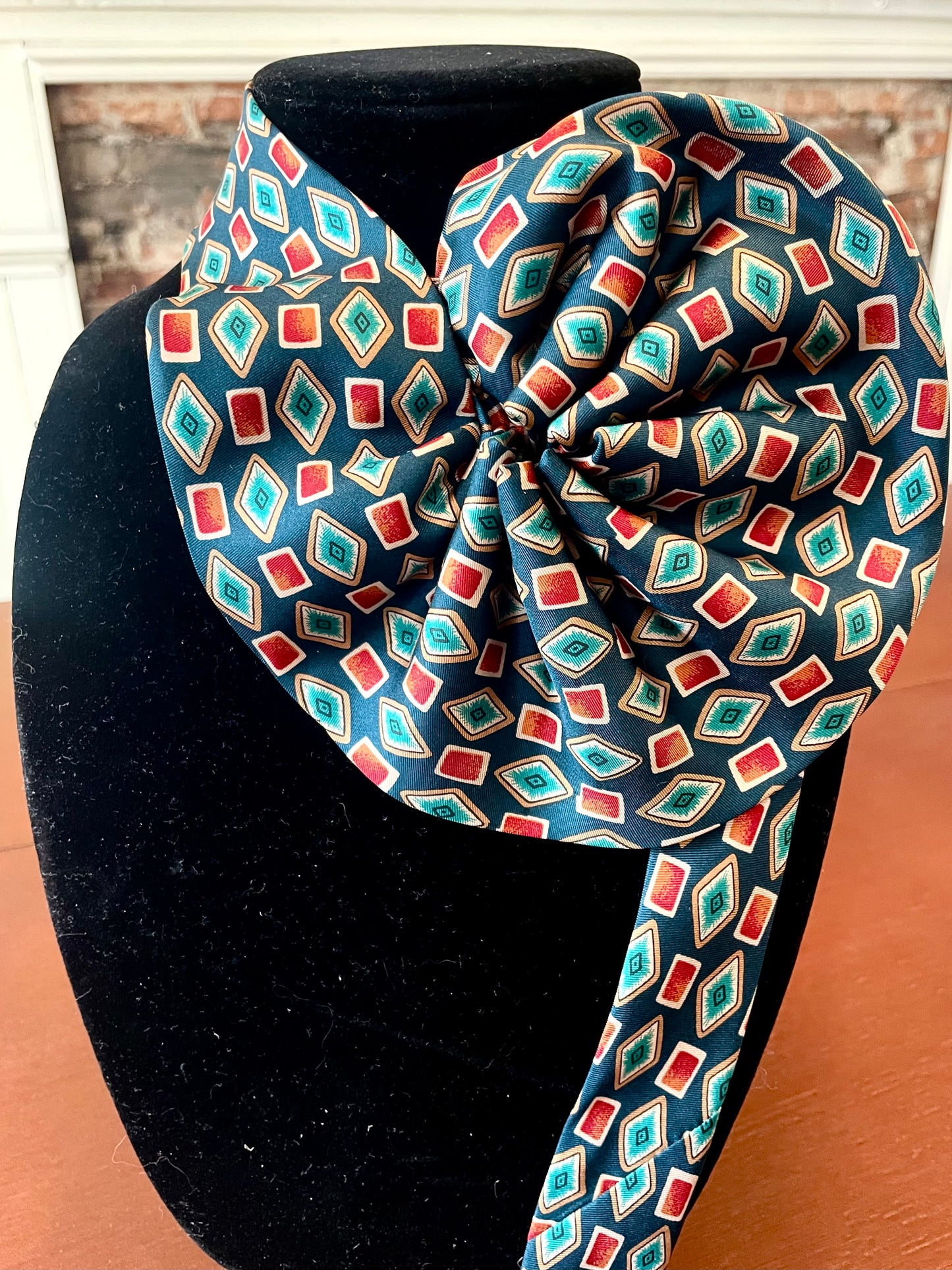 Diamond Pop Ruffle