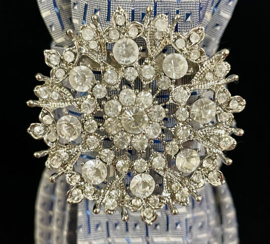 Winter Wonderland Necktie Necklace