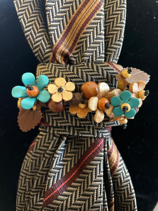 Organic Floral Necktie Necklace