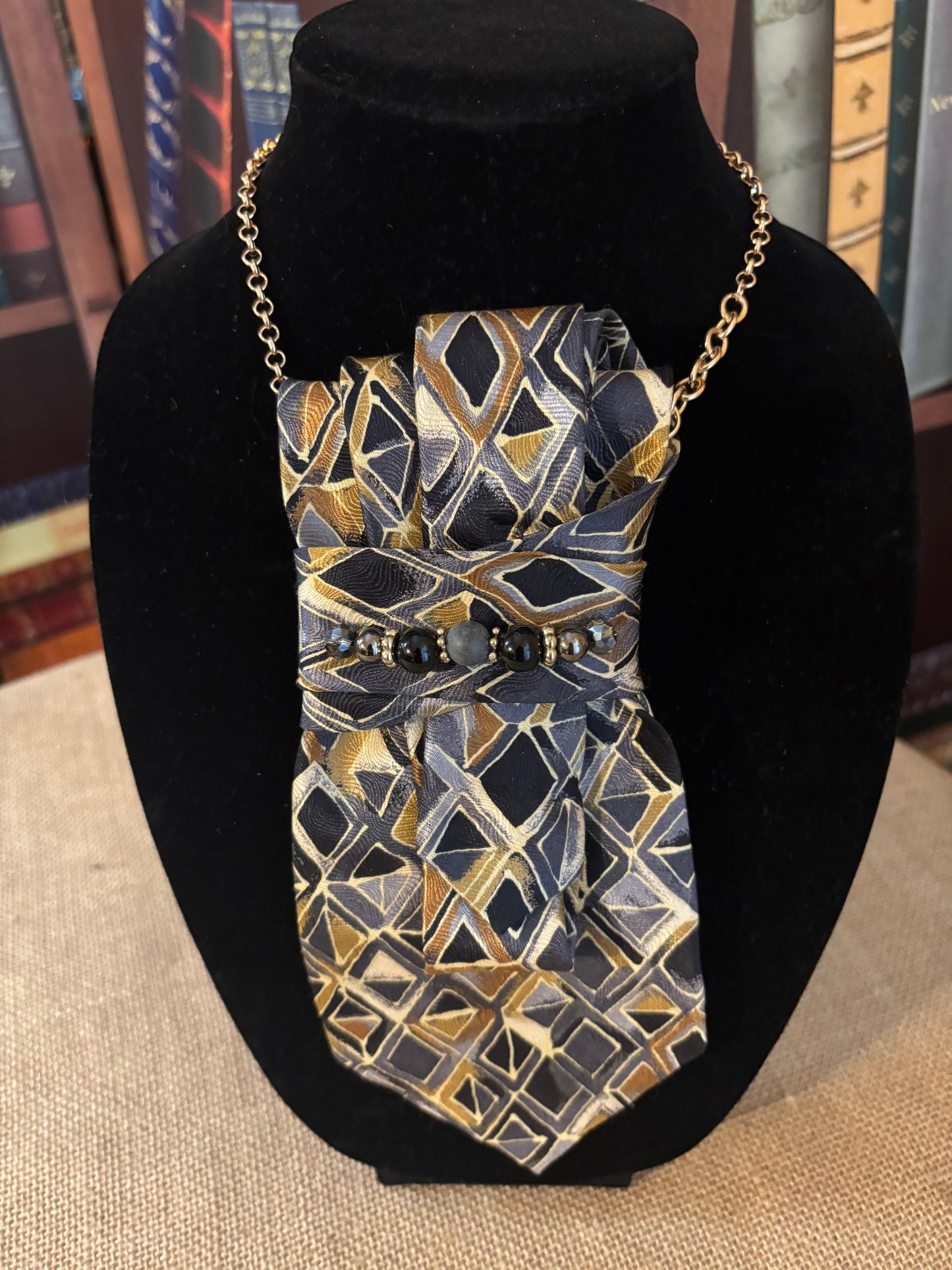 Double Diamonds Necktie Necklace