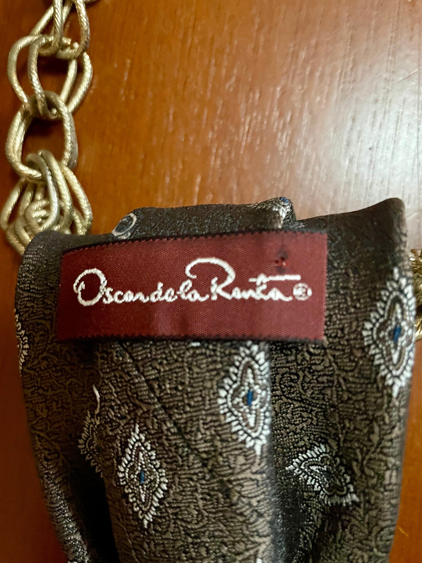 Oscar de la Renta Bow and Chain necktie necklace