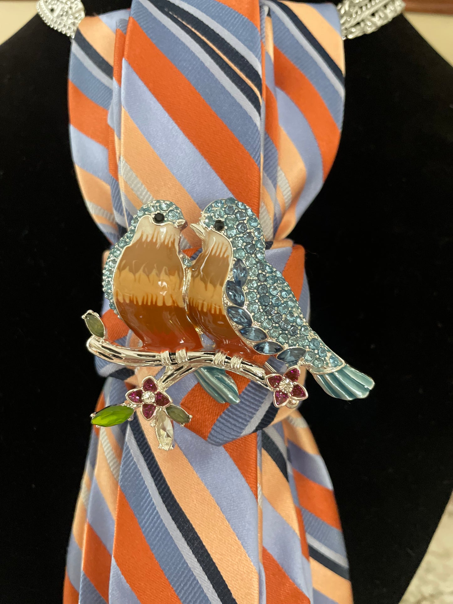 Pretty Lovebirds Necktie Necklace