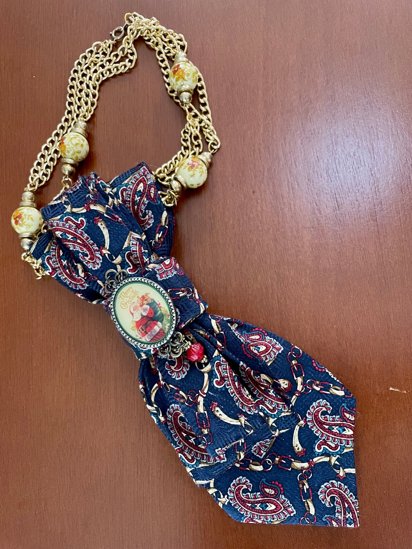 Old-time Holiday Cheer Necktie Necklace