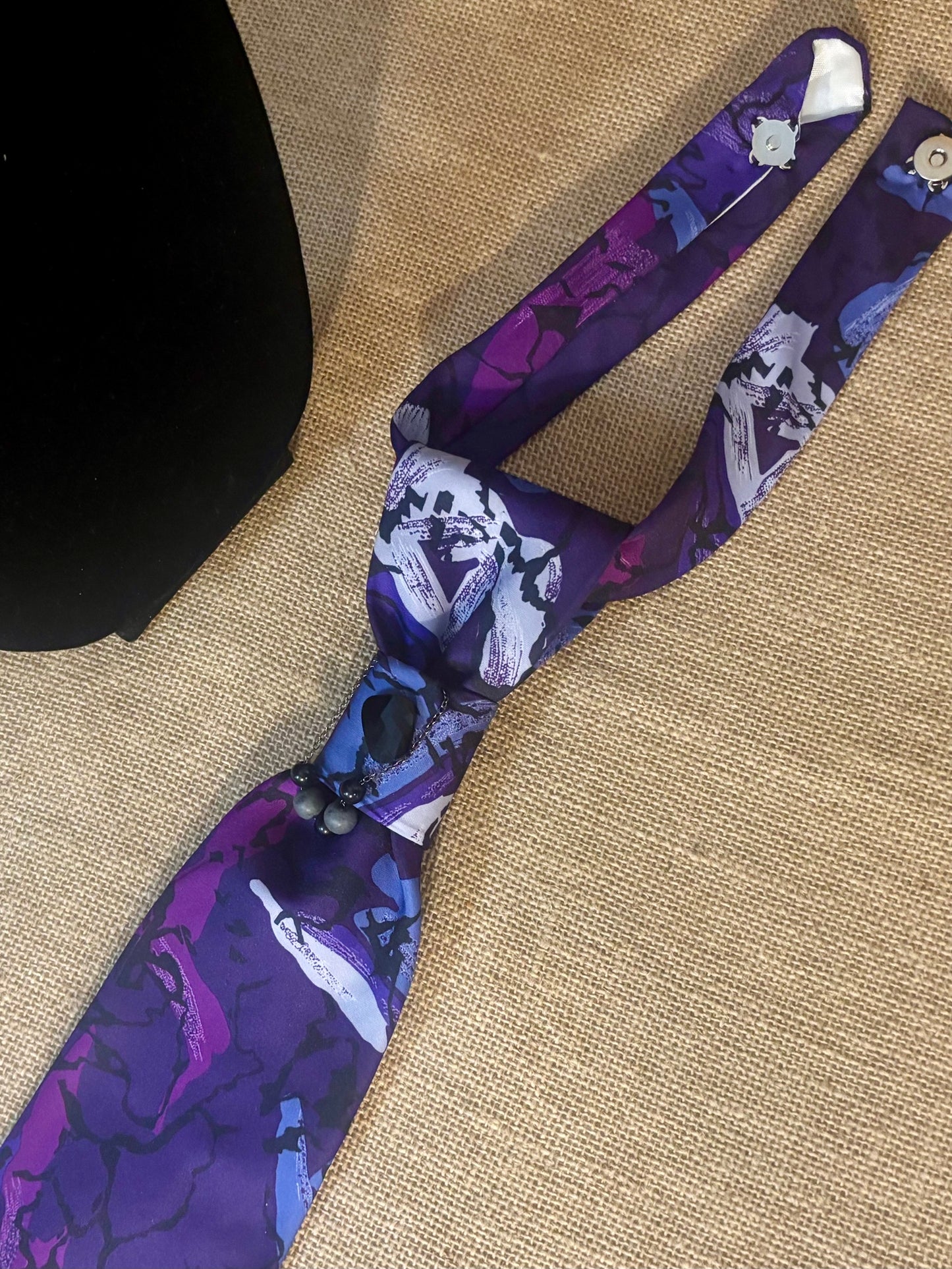 Plum Swirl Snap