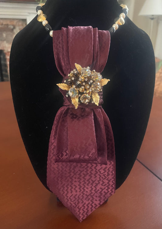 Vintage Golden Burst! Necktie Necklace