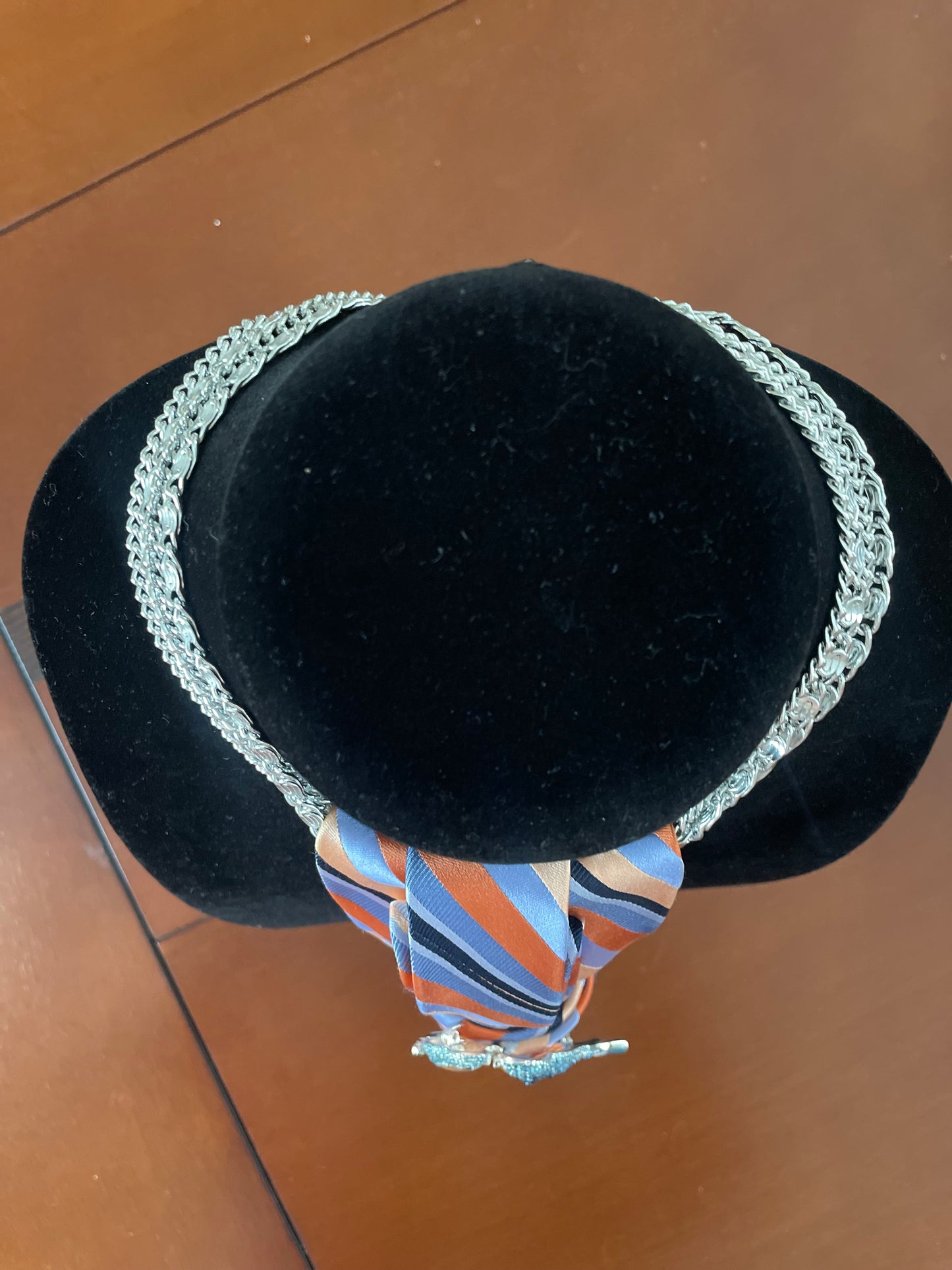 Pretty Lovebirds Necktie Necklace