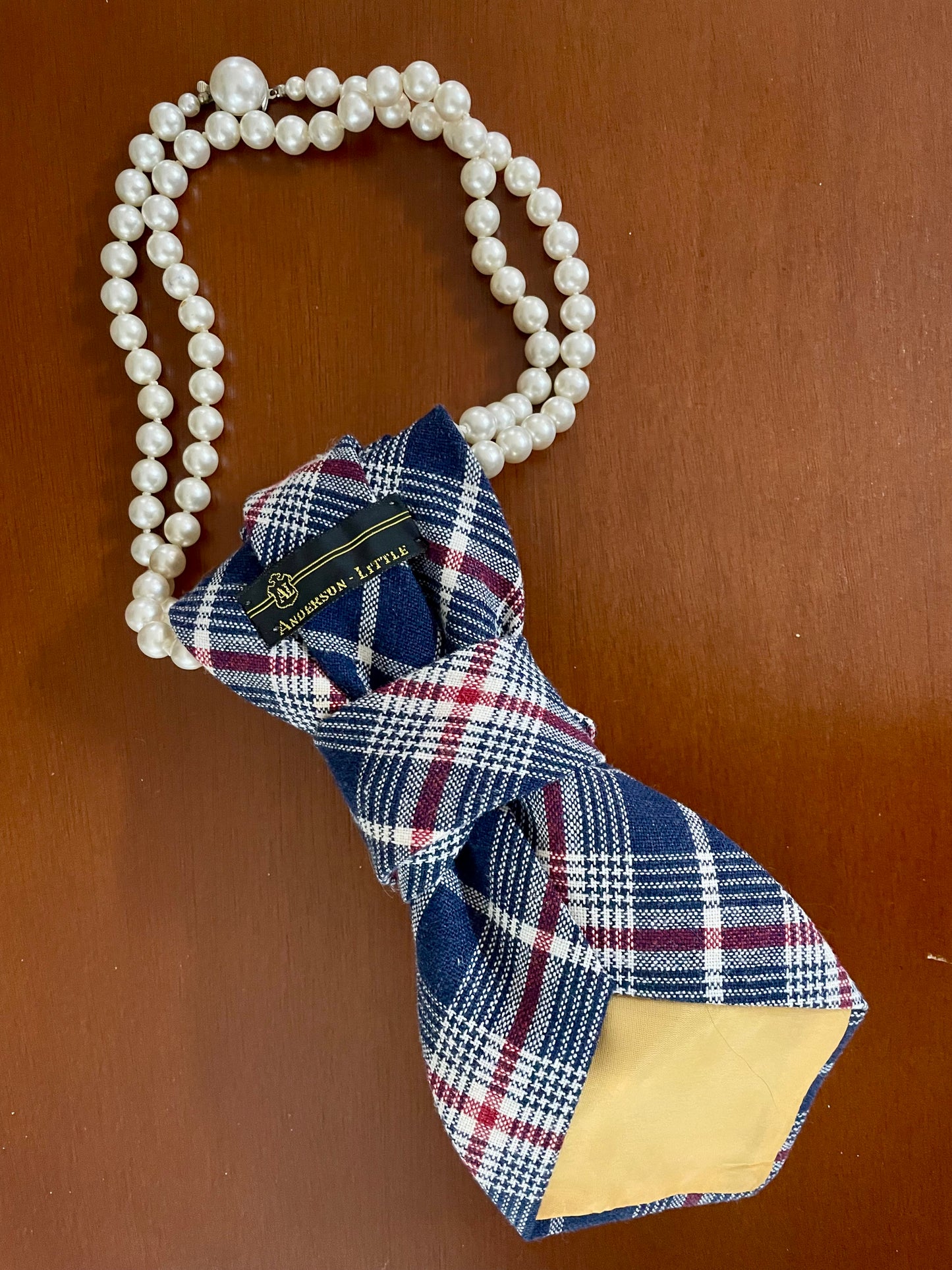 Great Britain Vibe Necktie Necklace