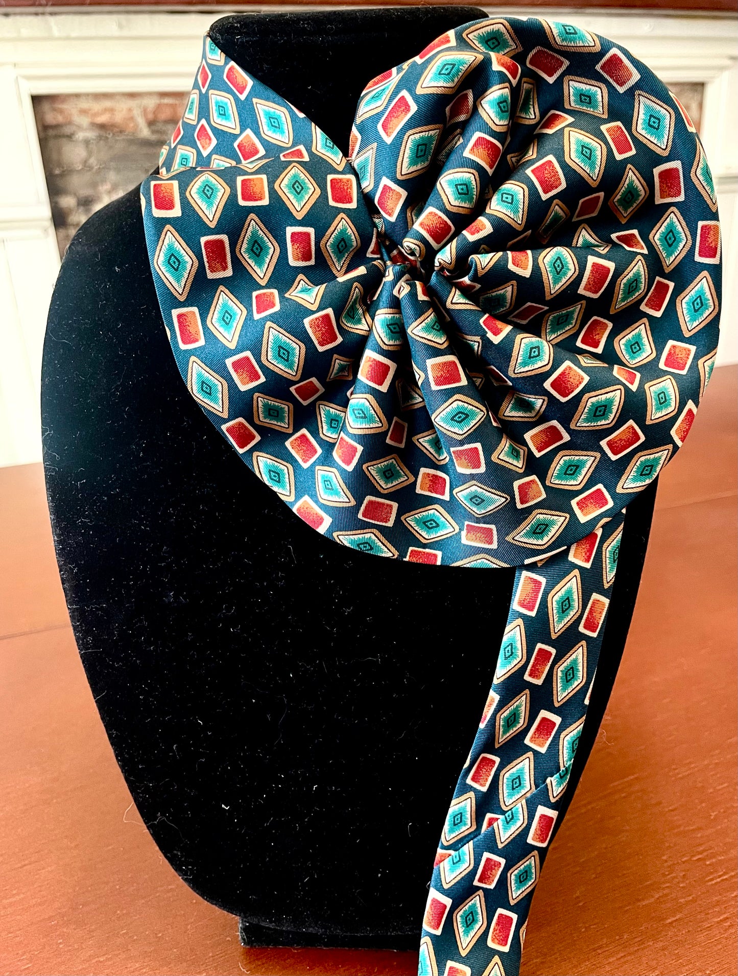 Diamond Pop Ruffle