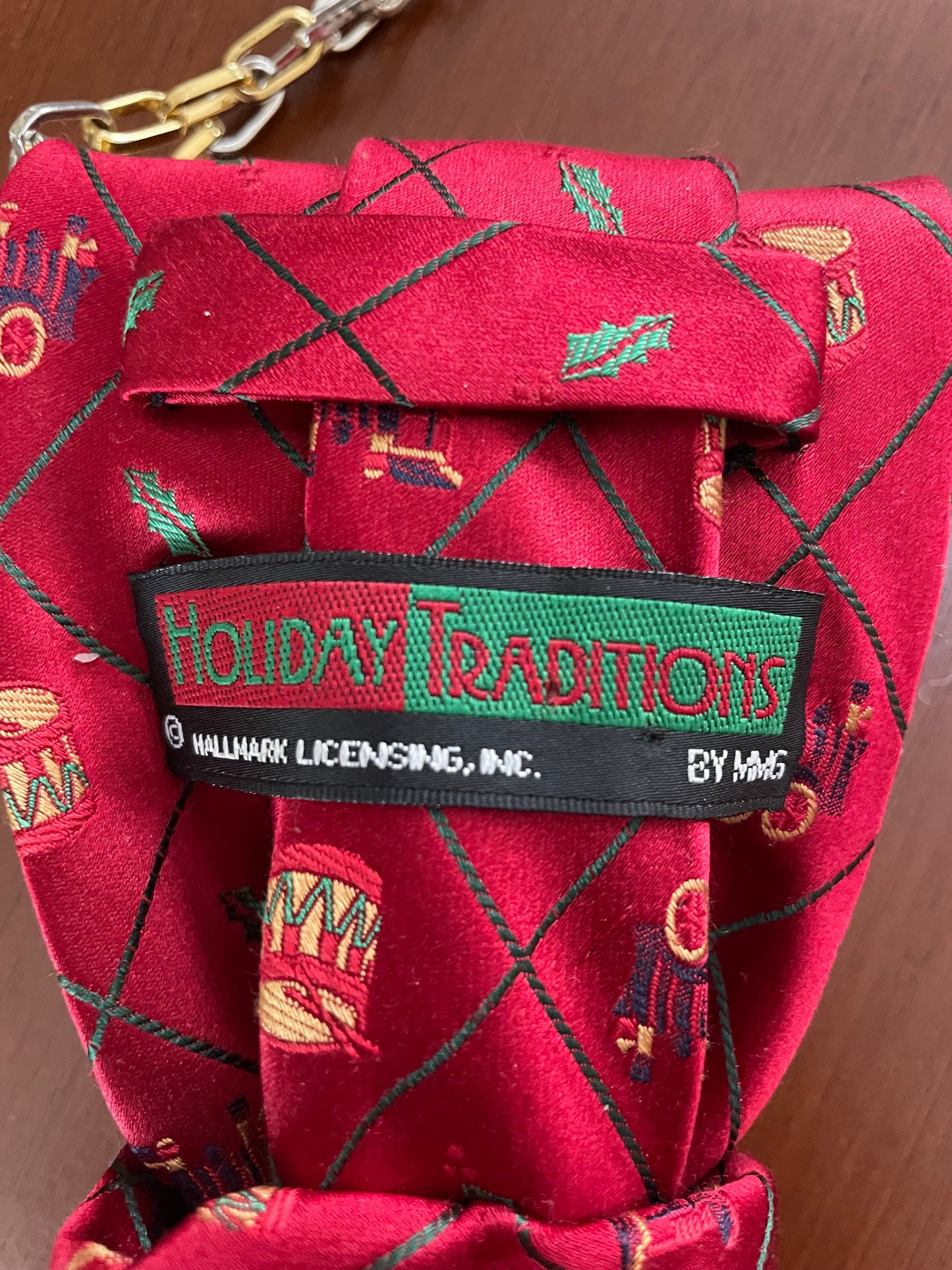 A Classic Hallmark Christmas Necktie Necklace