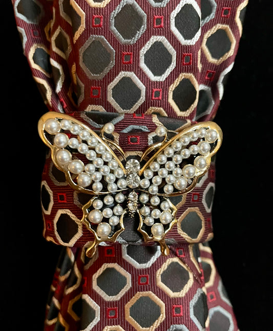 Spotted Butterfly Necktie Necklace