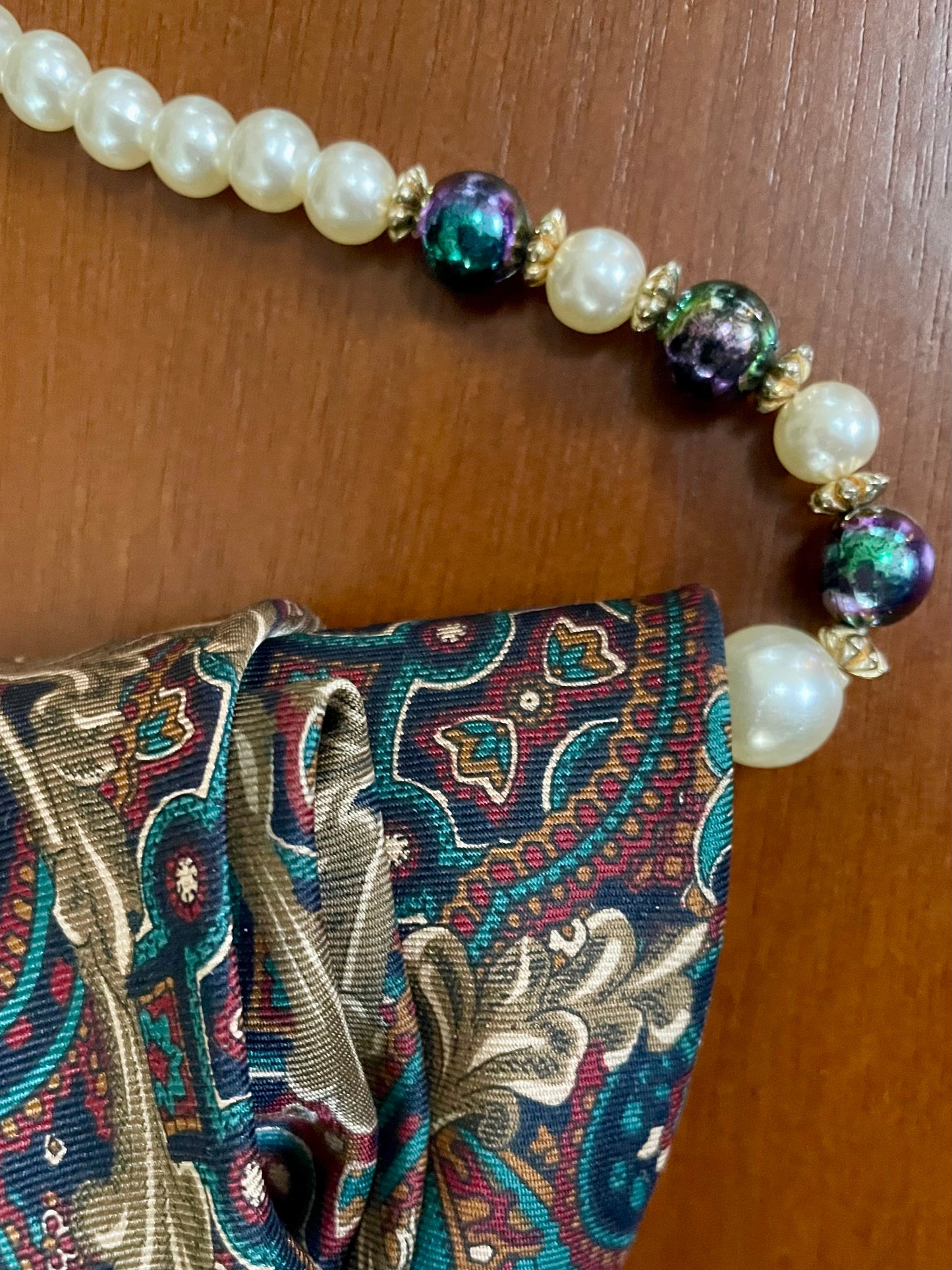 Tinsel Tree Necktie Necklace