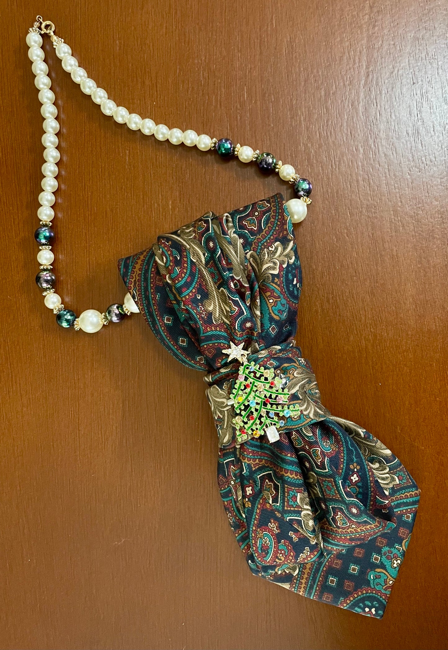 Tinsel Tree Necktie Necklace